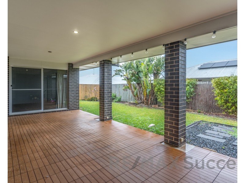 22 Sophia Crescent, Cotswold Hills QLD 4350