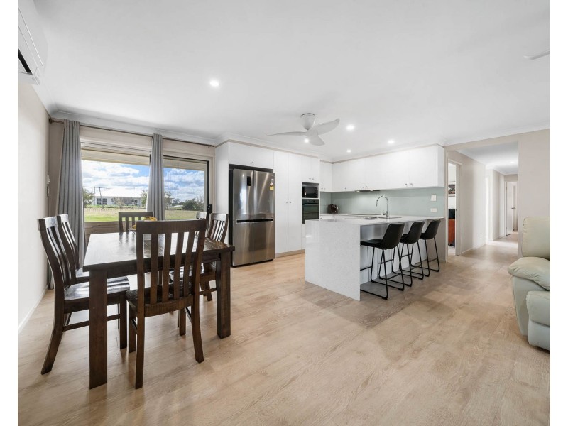 44 Peters Road, Meringandan West QLD 4352