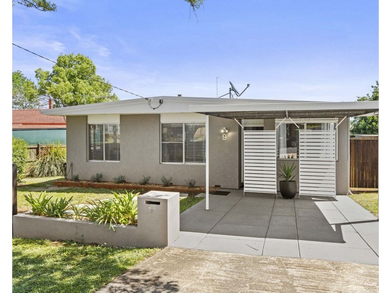 9 Farr Street, Kearneys Spring QLD 4350