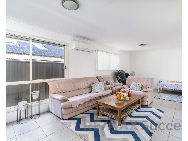 2/10 Northpoint Avenue, Harlaxton QLD 4350