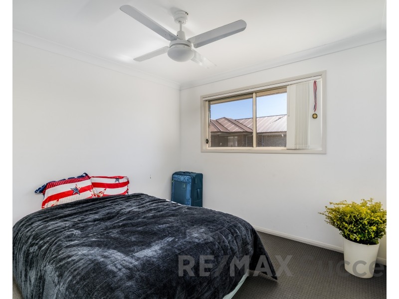 2/10 Northpoint Avenue, Harlaxton QLD 4350