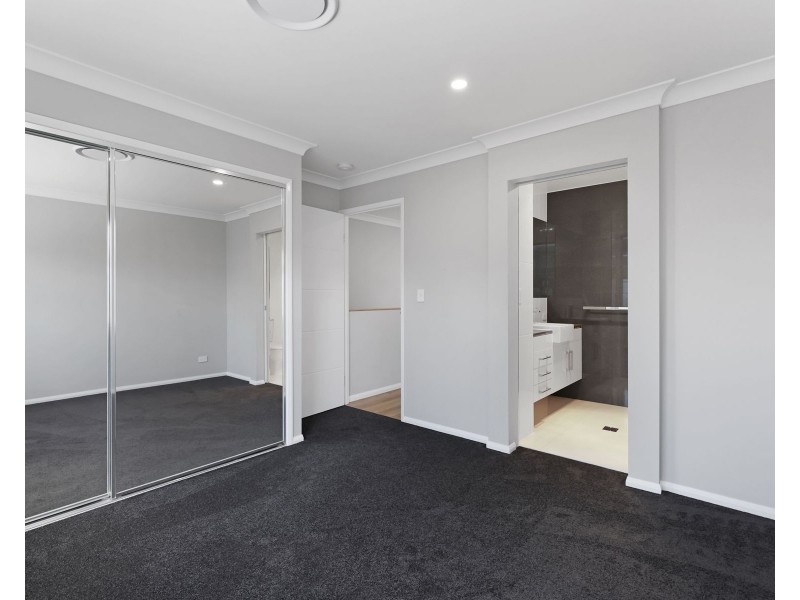2/5 Horan Street, Rangeville QLD 4350