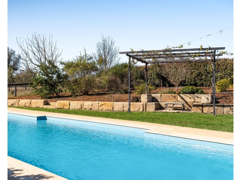 261 Darling Street, Drayton QLD 4350