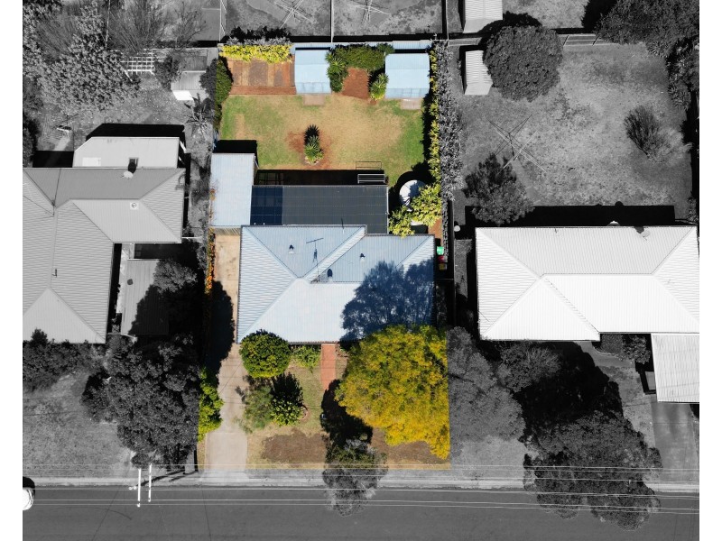 18 Dunemann Street, Kearneys Spring QLD 4350