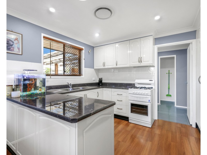 18 Dunemann Street, Kearneys Spring QLD 4350