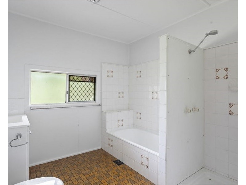 26 Boyes Street, Harristown QLD 4350