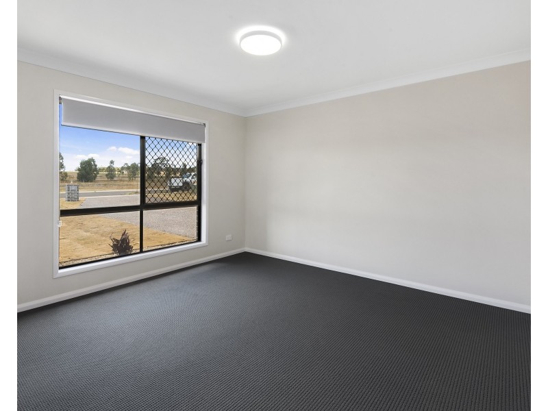 43 Magpie Drive, Cambooya QLD 4358