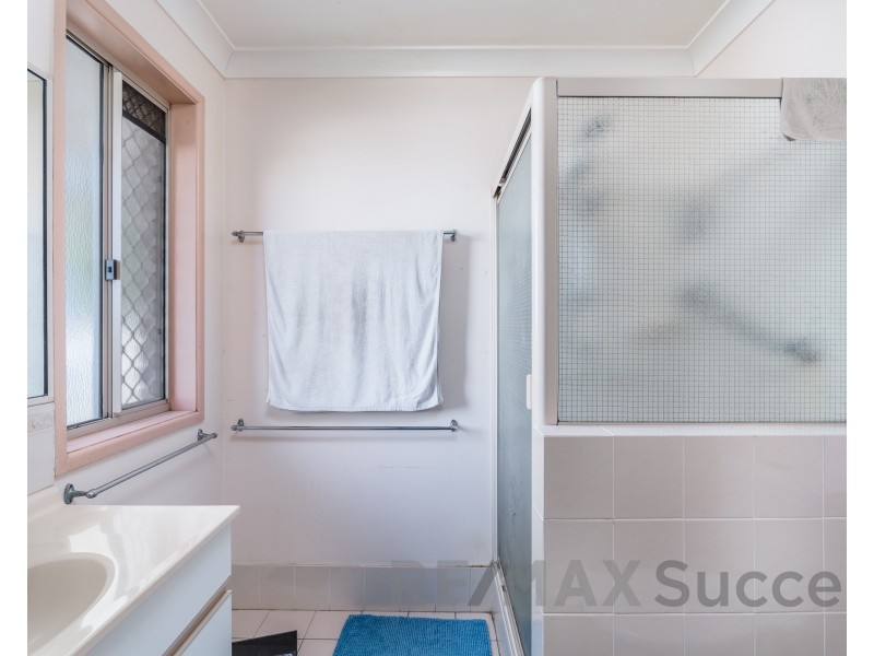 6 Cecilia Street, Kearneys Spring QLD 4350