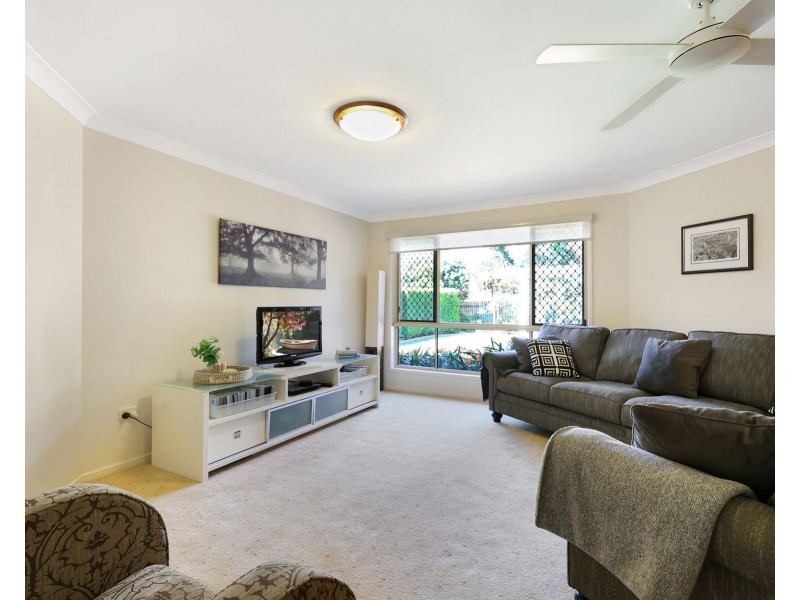 10 Christina Court, Middle Ridge QLD 4350