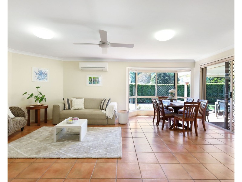 10 Christina Court, Middle Ridge QLD 4350