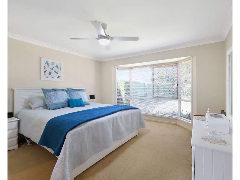 10 Christina Court, Middle Ridge QLD 4350