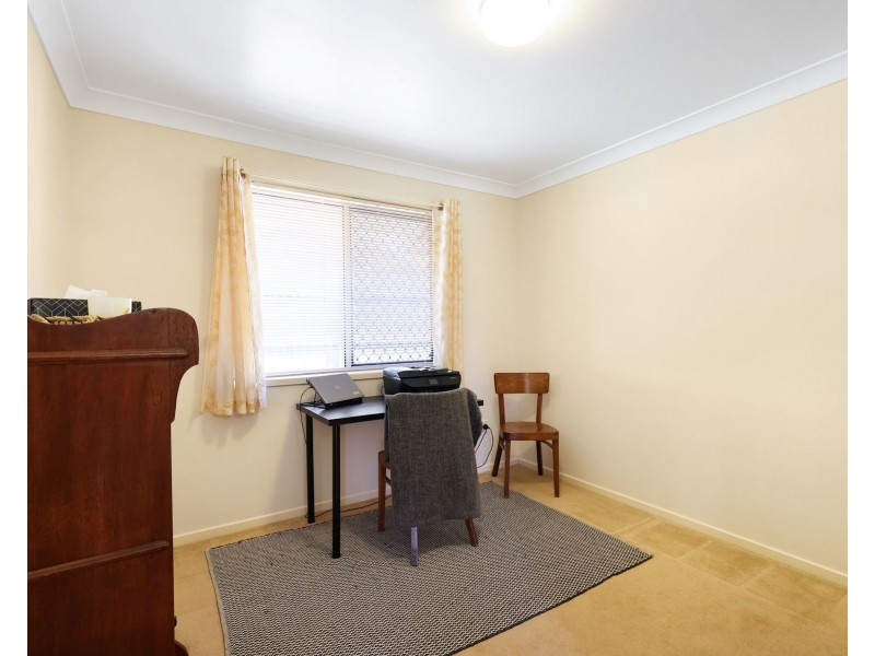 10 Christina Court, Middle Ridge QLD 4350