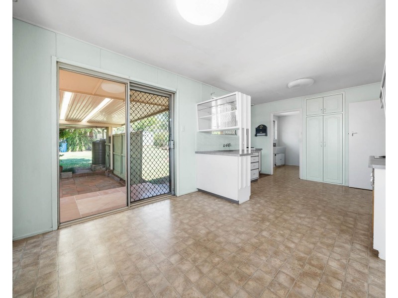 18 Garde Street, Centenary Heights QLD 4350