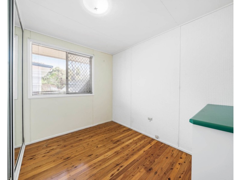 18 Garde Street, Centenary Heights QLD 4350