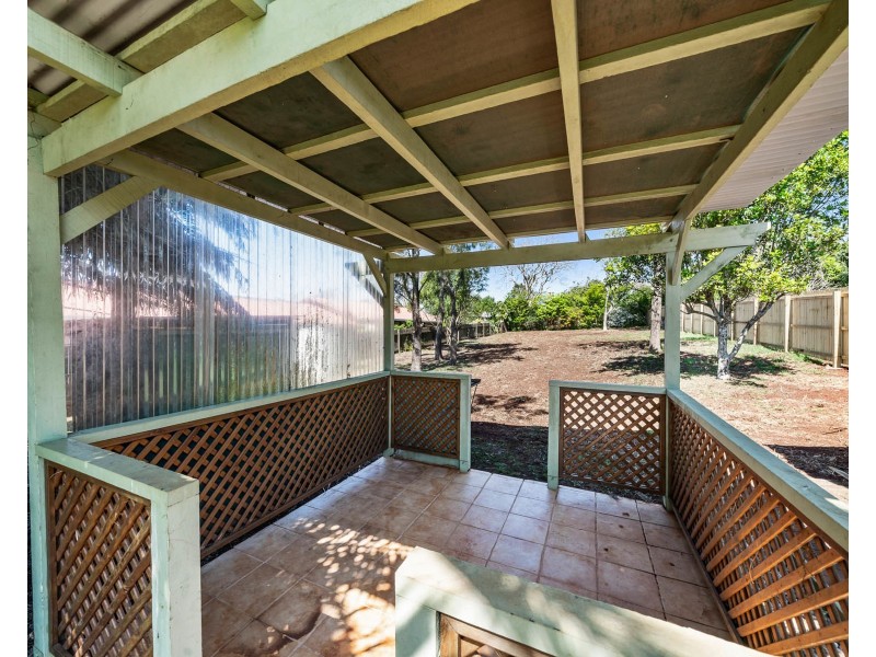 18 Garde Street, Centenary Heights QLD 4350