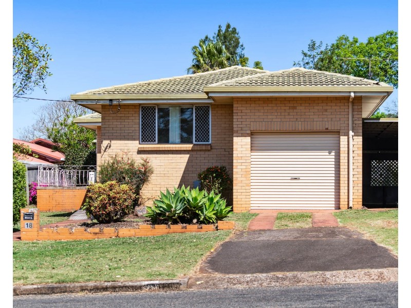 18 Garde Street, Centenary Heights QLD 4350