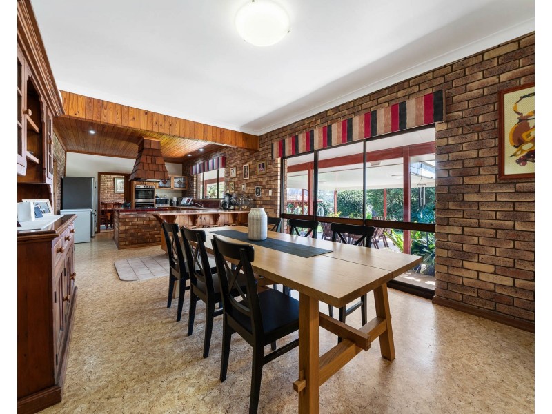 10 Murphys Creek Road, Blue Mountain Heights QLD 4350