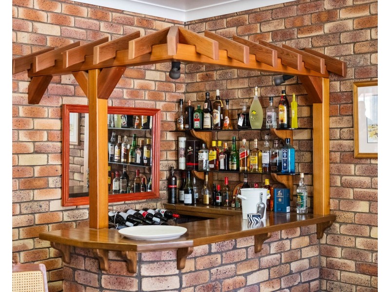10 Murphys Creek Road, Blue Mountain Heights QLD 4350