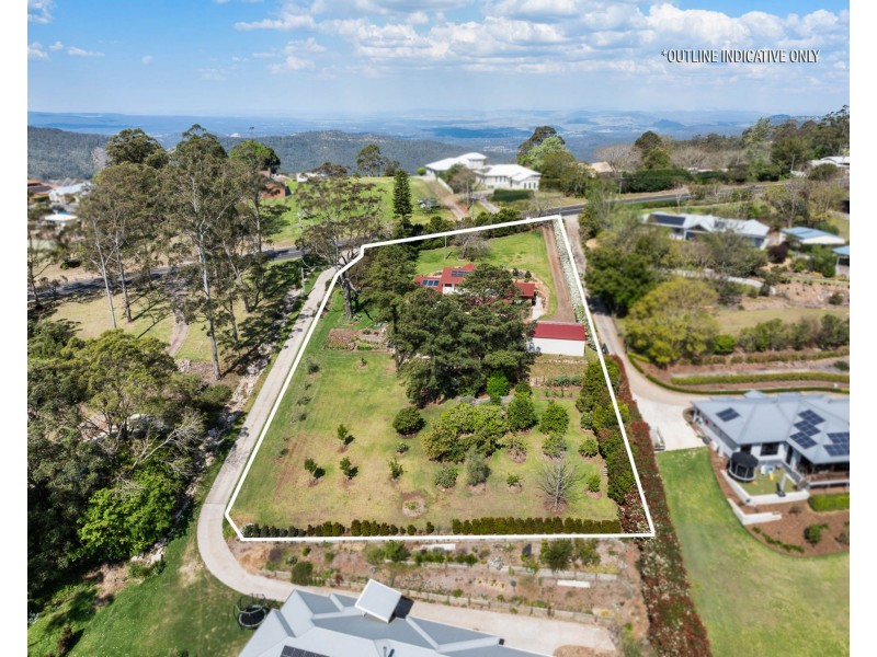 10 Murphys Creek Road, Blue Mountain Heights QLD 4350