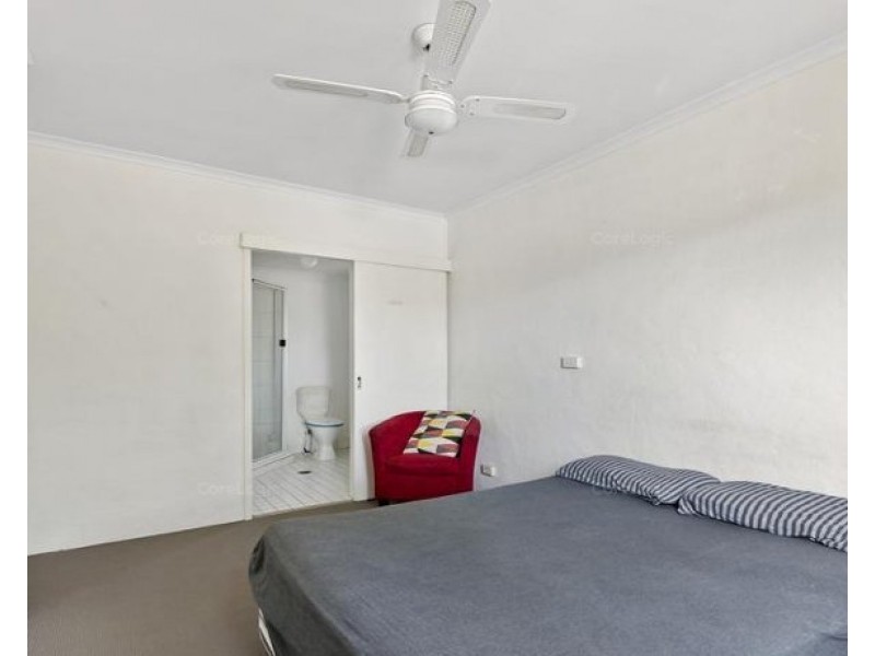 1/5-7 Uniplaza Court, Kearneys Spring QLD 4350