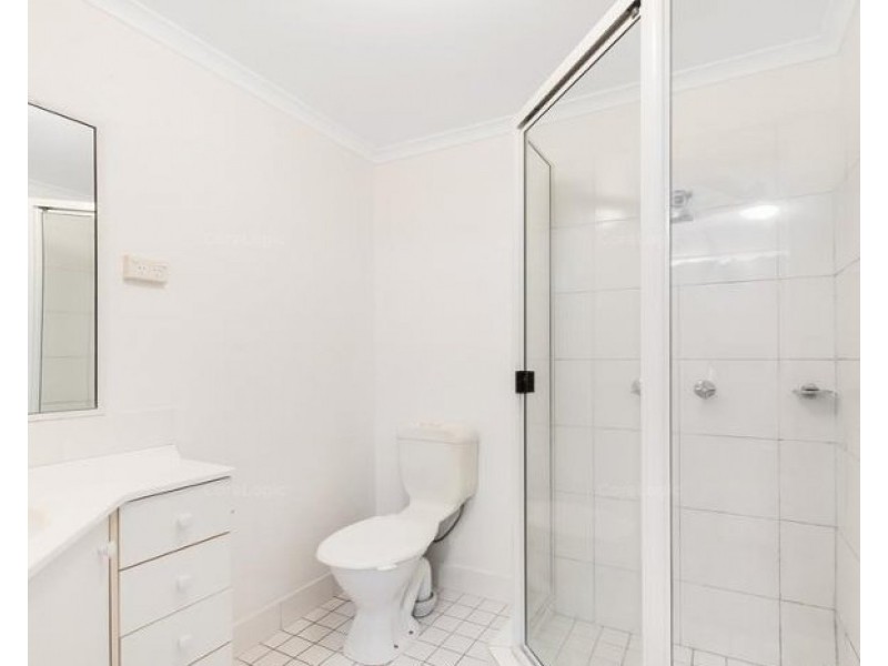 1/5-7 Uniplaza Court, Kearneys Spring QLD 4350