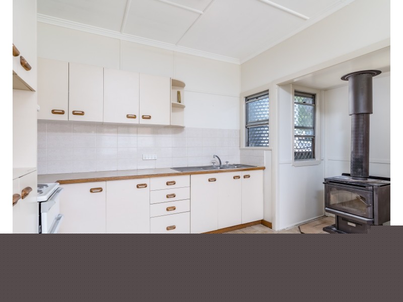 17 Ellis Street, Wilsonton QLD 4350