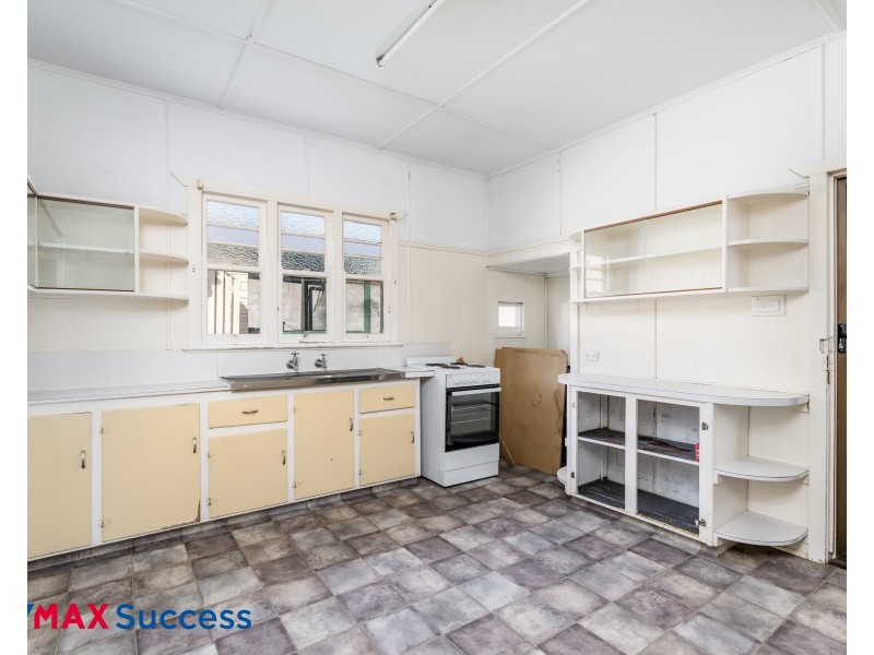 3 Rutledge Street, South Toowoomba QLD 4350