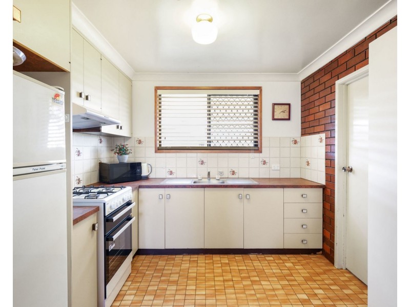 1/19 Dunemann Street, Kearneys Spring QLD 4350