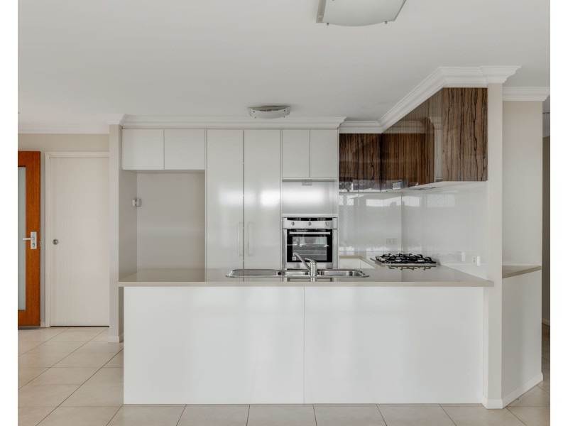 6/77-81 Bouganvillea Drive, Middle Ridge QLD 4350
