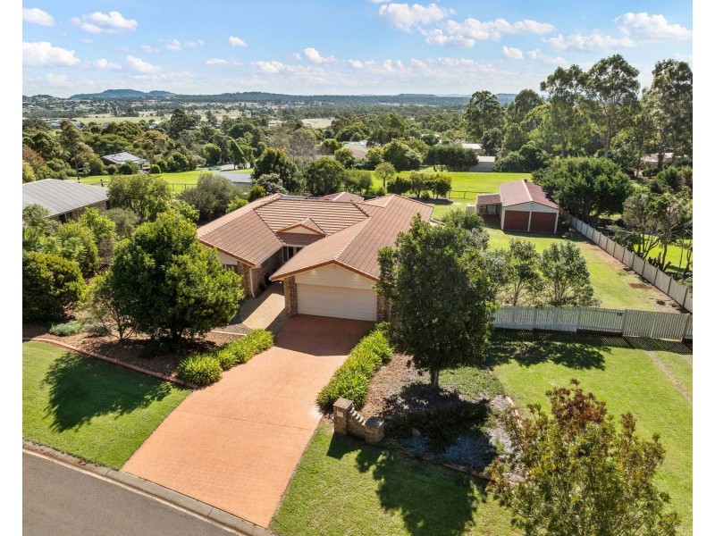 12 Donaghy Court, Highfields QLD 4352