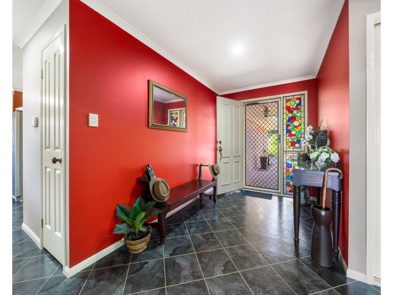 12 Donaghy Court, Highfields QLD 4352