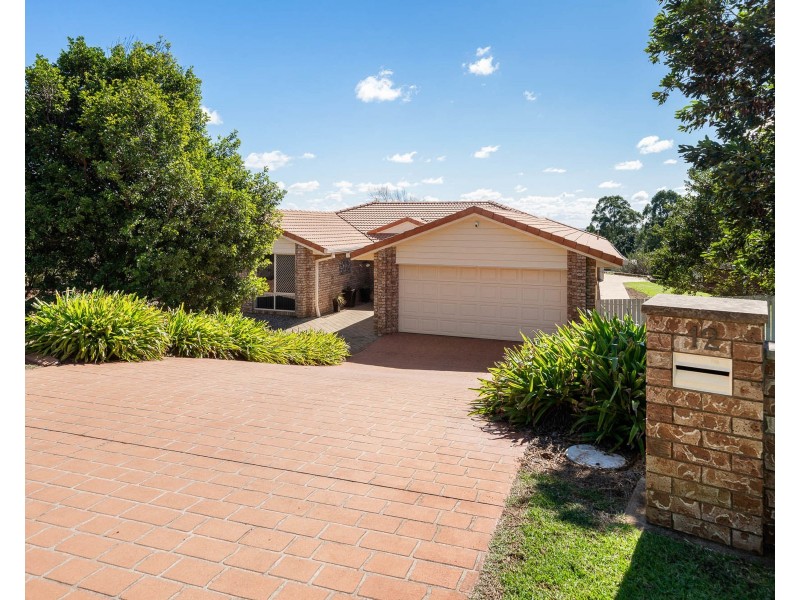 12 Donaghy Court, Highfields QLD 4352