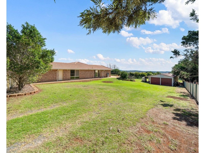 12 Donaghy Court, Highfields QLD 4352