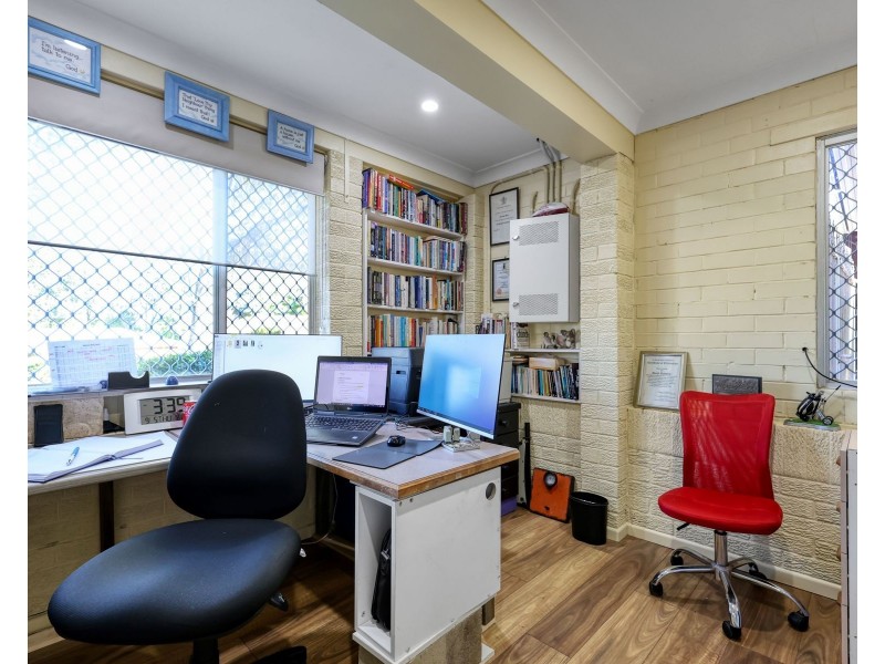 7 Bagot Street, Centenary Heights QLD 4350