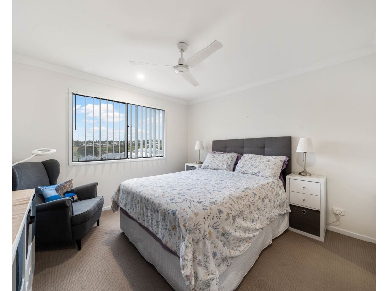 2/17 McInnes Crescent, Glenvale QLD 4350