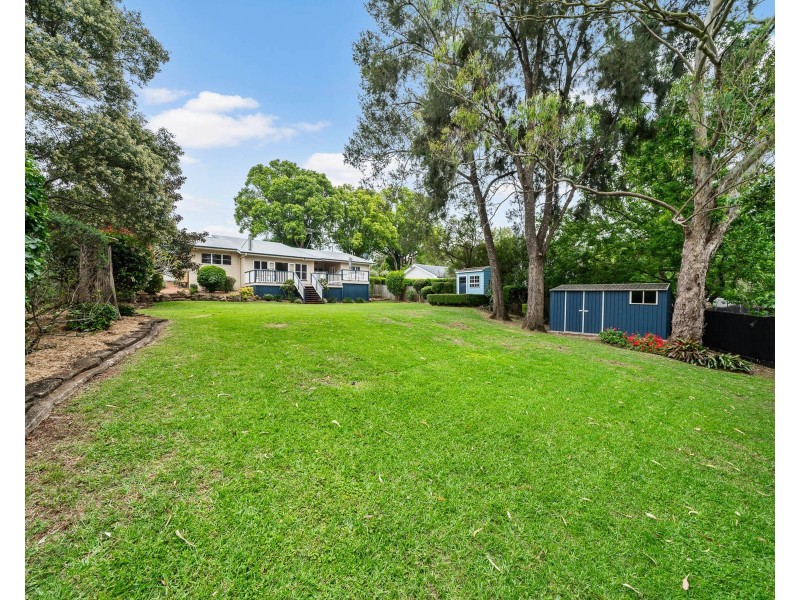 186 Rowbotham Street, Middle Ridge QLD 4350