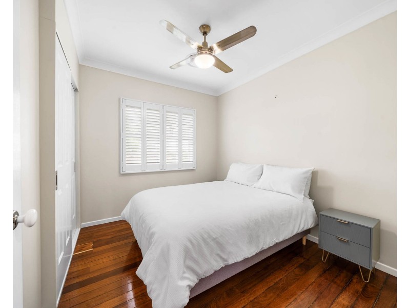 186 Rowbotham Street, Middle Ridge QLD 4350