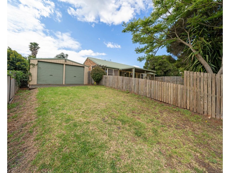 5 Honeysuckle Drive, Glenvale QLD 4350