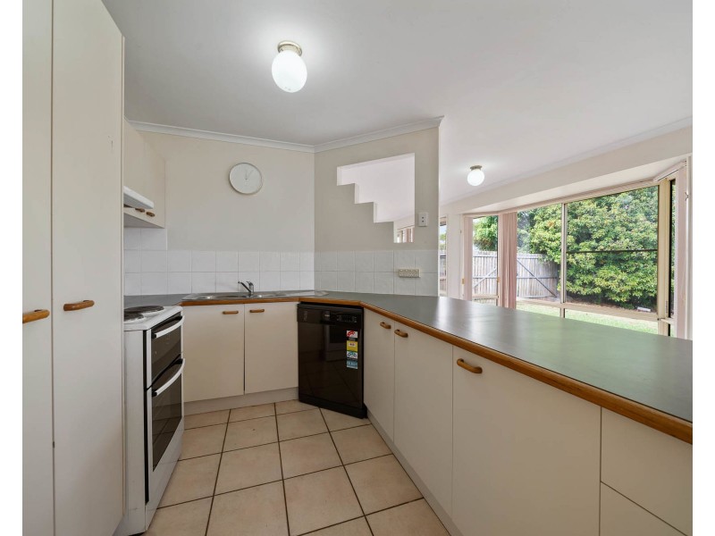 5 Honeysuckle Drive, Glenvale QLD 4350