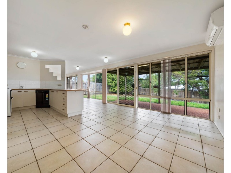 5 Honeysuckle Drive, Glenvale QLD 4350