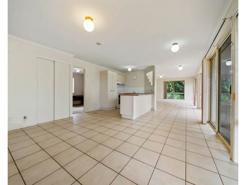 5 Honeysuckle Drive, Glenvale QLD 4350