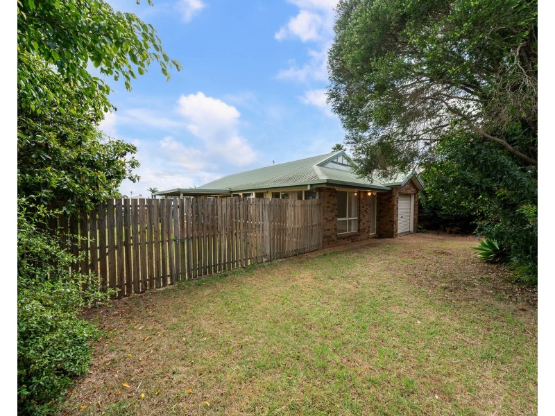 5 Honeysuckle Drive, Glenvale QLD 4350