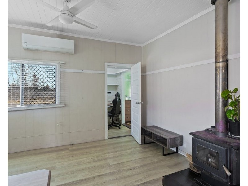 252 Long Street, South Toowoomba QLD 4350