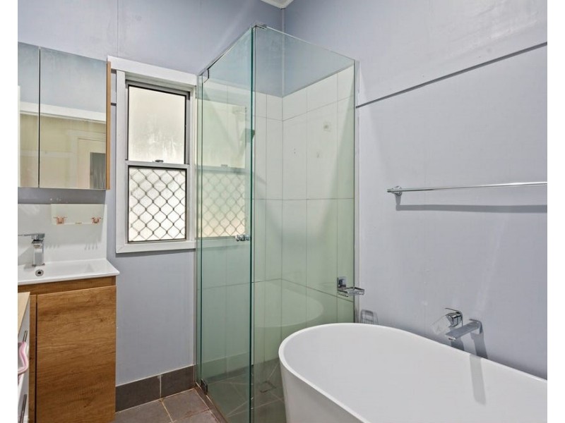 252 Long Street, South Toowoomba QLD 4350