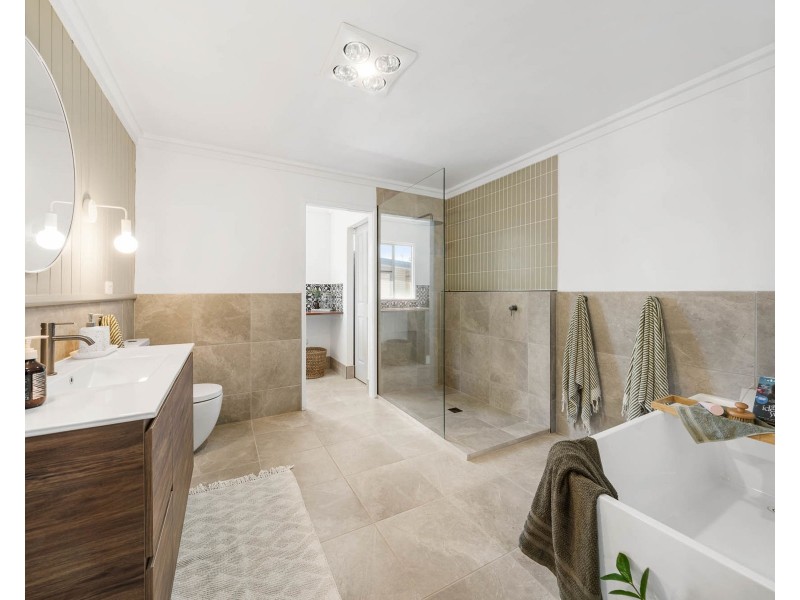 9a View Street, South Toowoomba QLD 4350