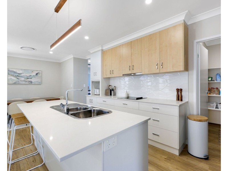 18 Kaufman Avenue, Highfields QLD 4352