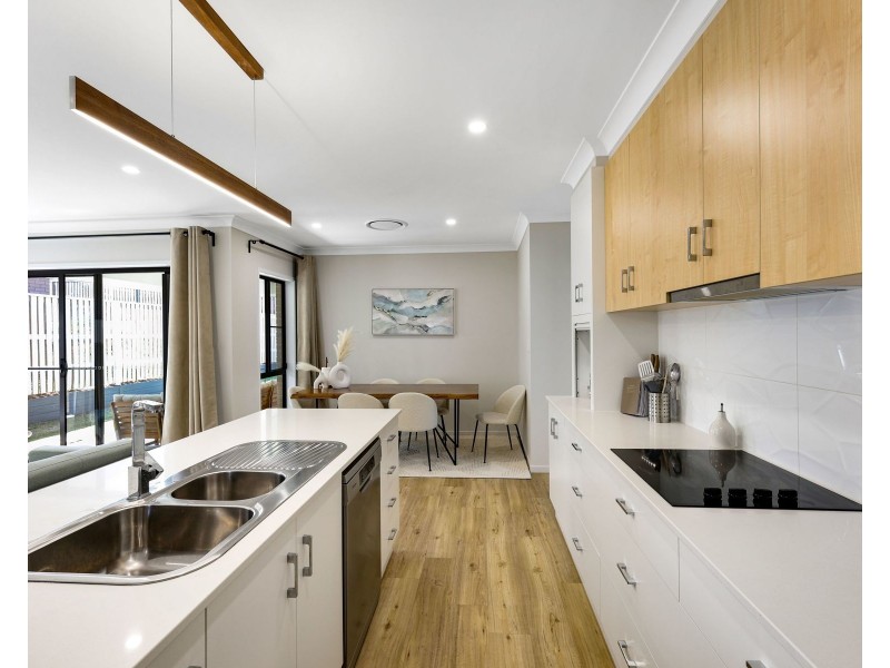 18 Kaufman Avenue, Highfields QLD 4352