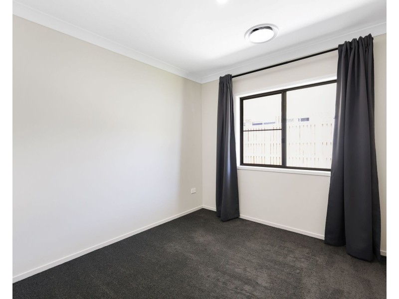 18 Kaufman Avenue, Highfields QLD 4352