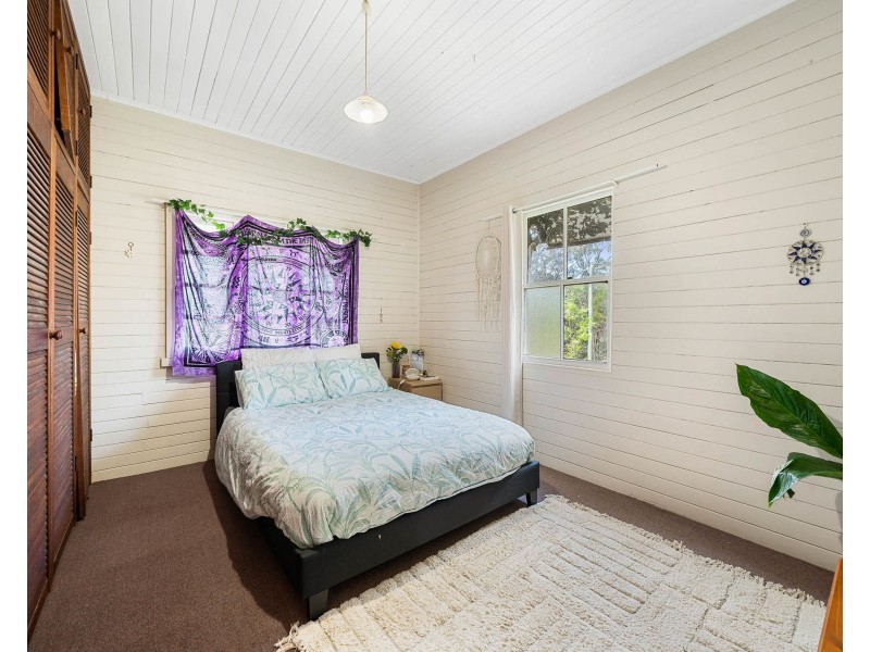 1 William Street, Crows Nest QLD 4355