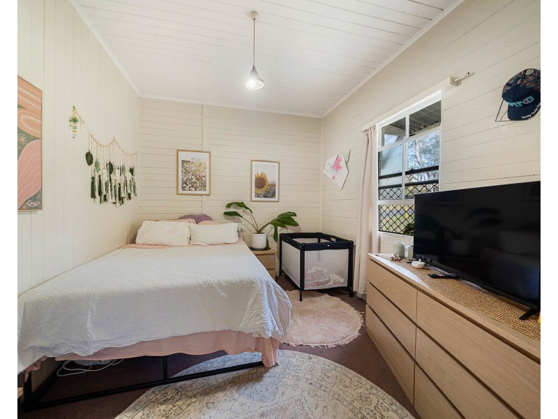 1 William Street, Crows Nest QLD 4355